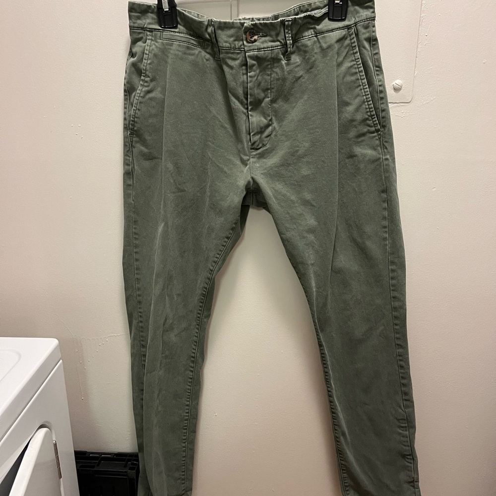 Goodfellow green khaki pants